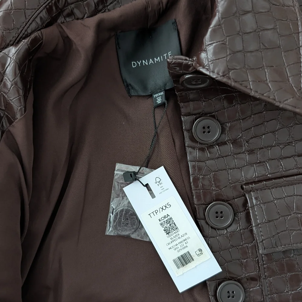 NWT Dynamite Mocha Brown Croc-Embossed Faux Leather Blazer/Jacket - Picture 5 of 5